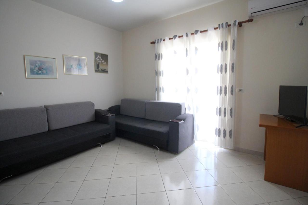 Doka Center Apartments Sarandë 외부 사진